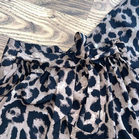 Shein pants - Picture 2 of 4